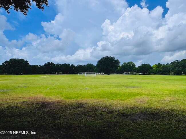 Building Photo - 3630 Creswick Cir