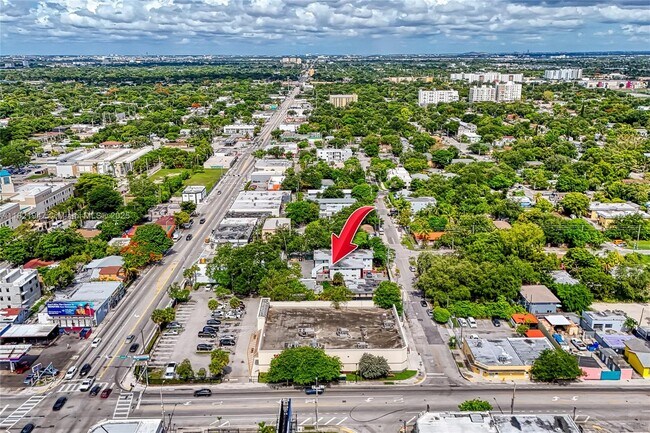 Building Photo - 160 NE 55th St