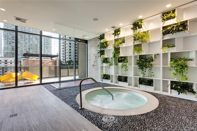 Building Photo - 45 SW 9th St