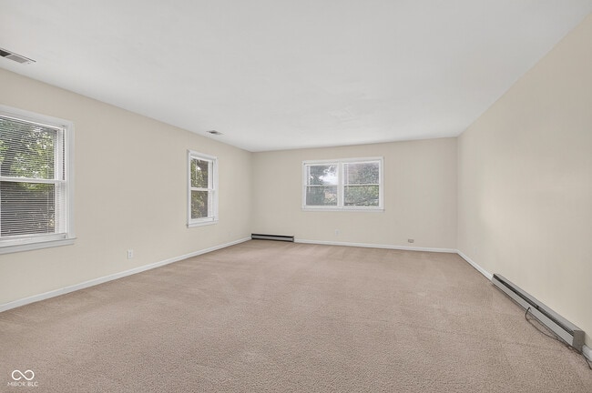 Building Photo - 3916 W 96th St
