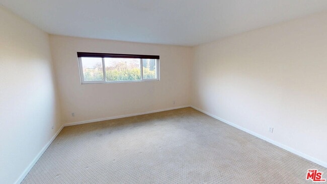 Building Photo - 4520 Natick Ave