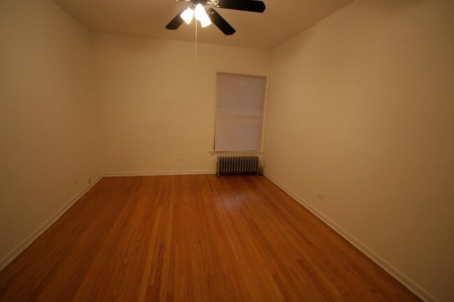Interior Photo - Harper Court