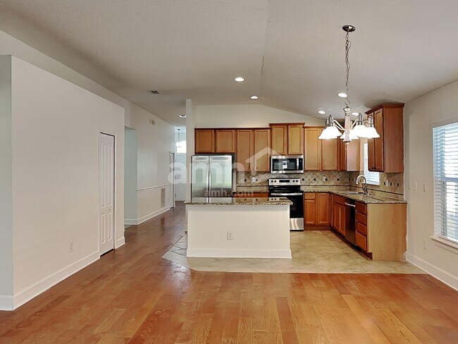 Building Photo - 2476 Winchester Ln