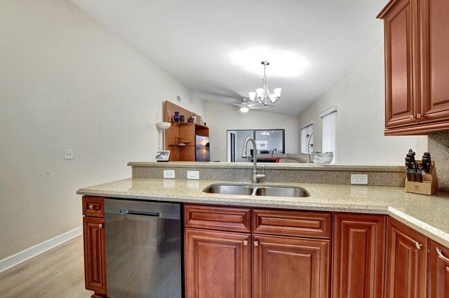 Building Photo - 8046 Summerview Terrace