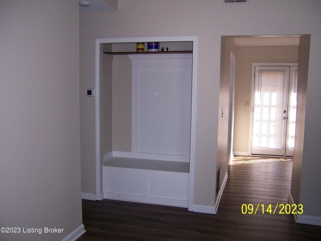 Building Photo - 11007 Walbridge Ct