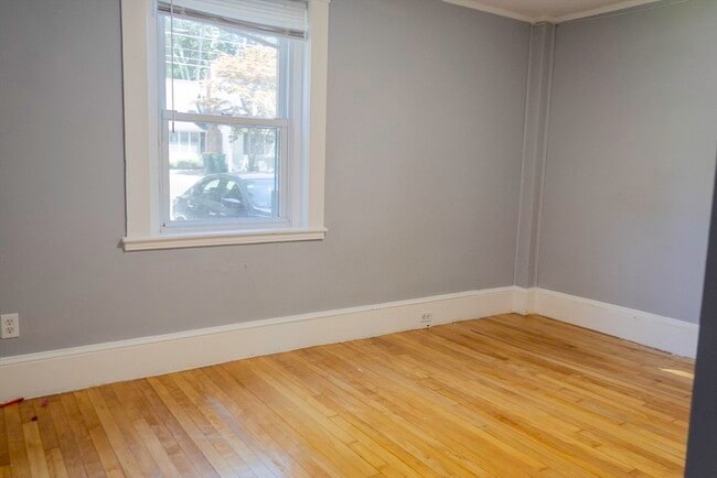 Building Photo - 330 Walpole St