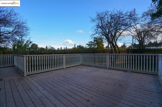 Building Photo - 1462 Kimball Ct