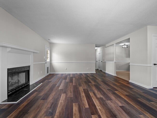 Building Photo - 1212 Gerald Dr