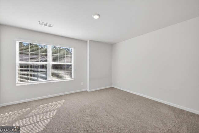 Building Photo - 7566 Jennadee Dr
