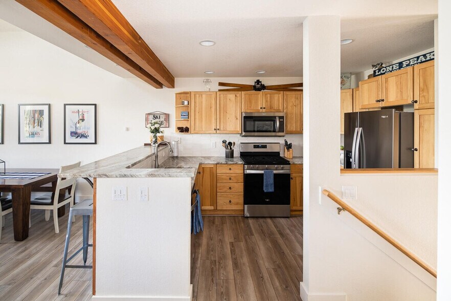 Building Photo - c1 Saddle Ridge Rd