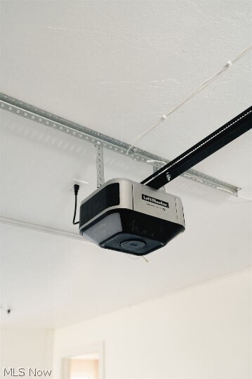 Building Photo - 7071 Township Rd 466