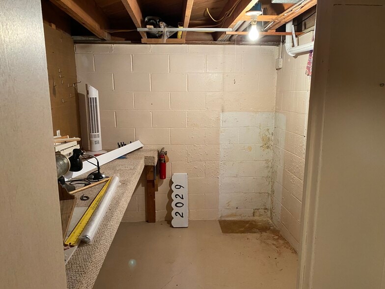 Building Photo - 2029 Austin Ln