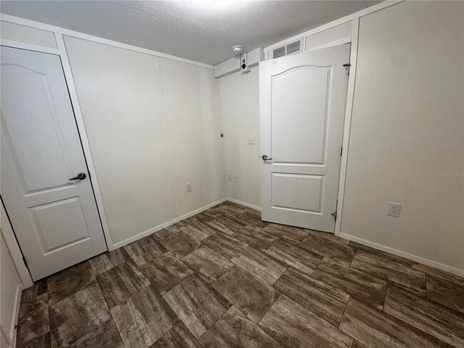 Building Photo - 9990 SE 166 St