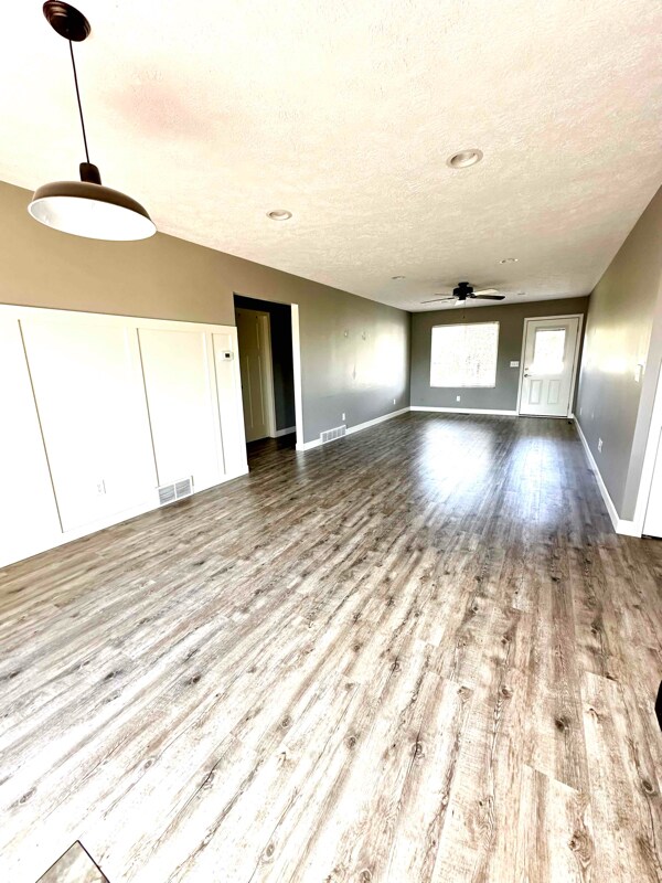 Building Photo - 7644 Deer Track Run