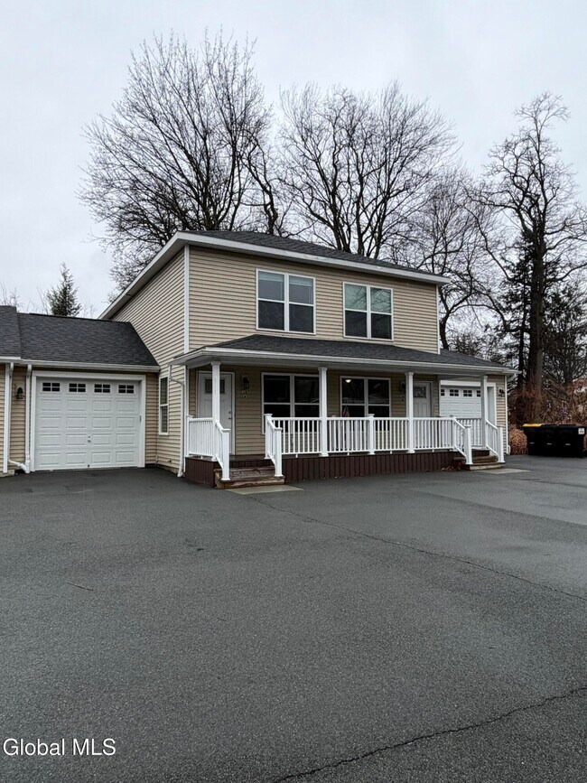 Building Photo - 36 Vly Rd