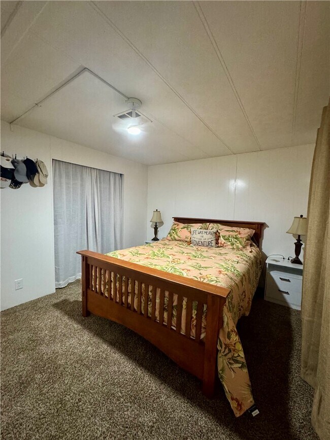 Building Photo - 7866 Meadowlark St