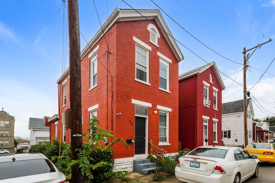 Building Photo - 836 Liberty St