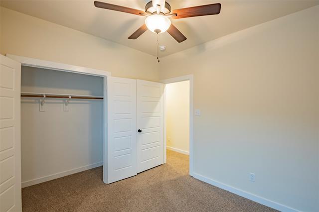 Building Photo - 601 Blackland dr