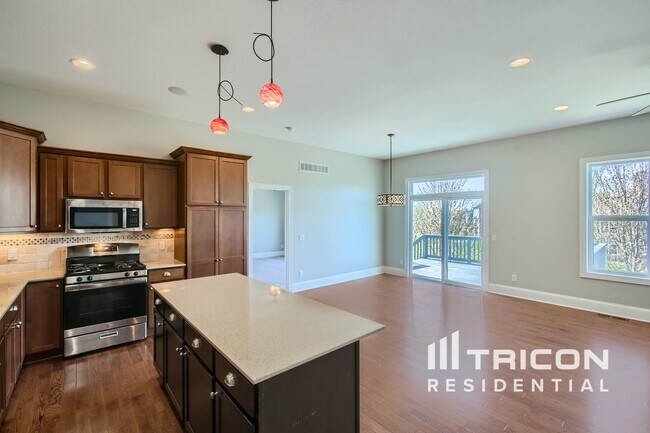 Building Photo - 19280 Castle Ct