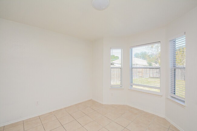 Building Photo - 9107 Dairy View Ln