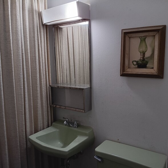 Building Photo - 17336 E Bates Ave