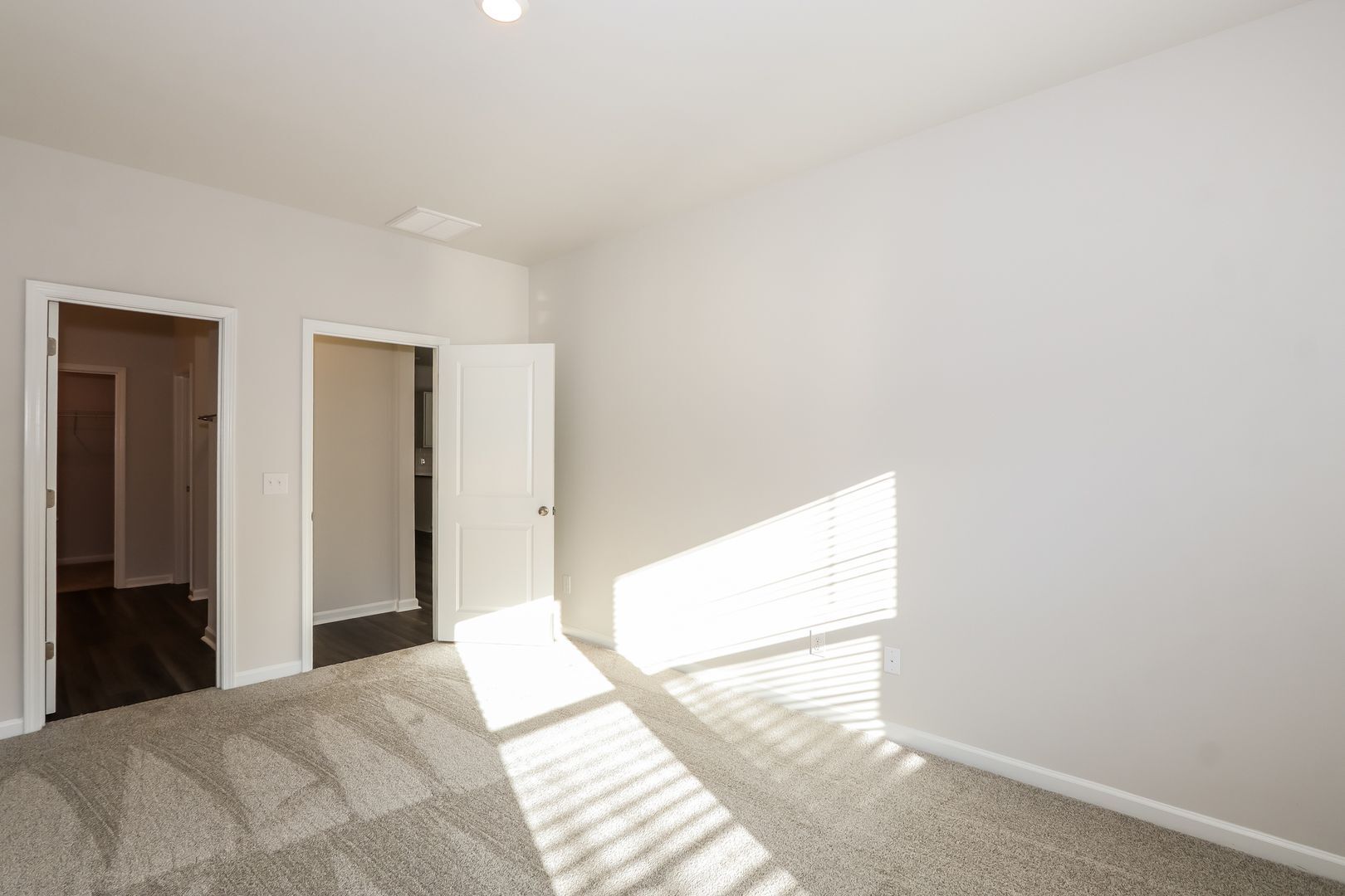 Building Photo - 313 Parkington Ln