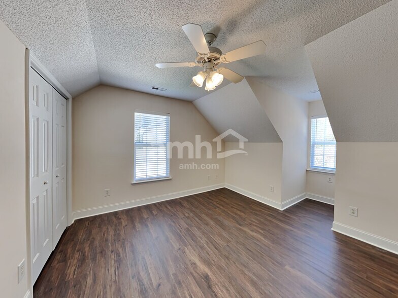 Building Photo - 2601 Mortise Ct