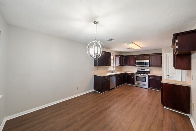 Building Photo - 3423 Berry Grove Dr