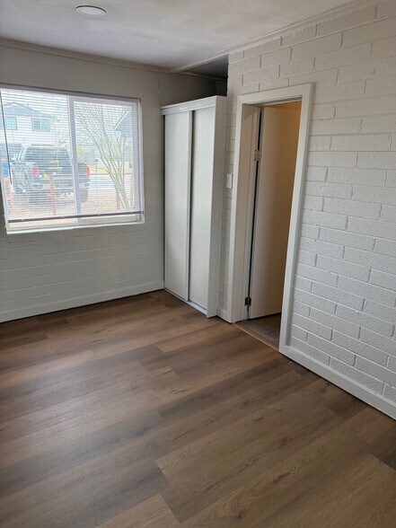 Building Photo - 1022 S Montezuma Ave