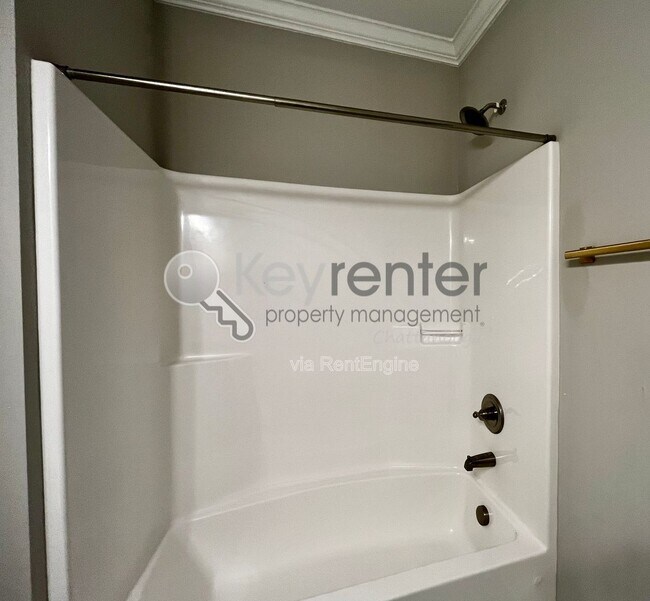 Building Photo - 8528 Amberwing Cir