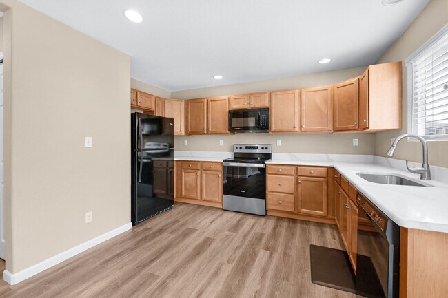 Building Photo - 17624 Quarry Way