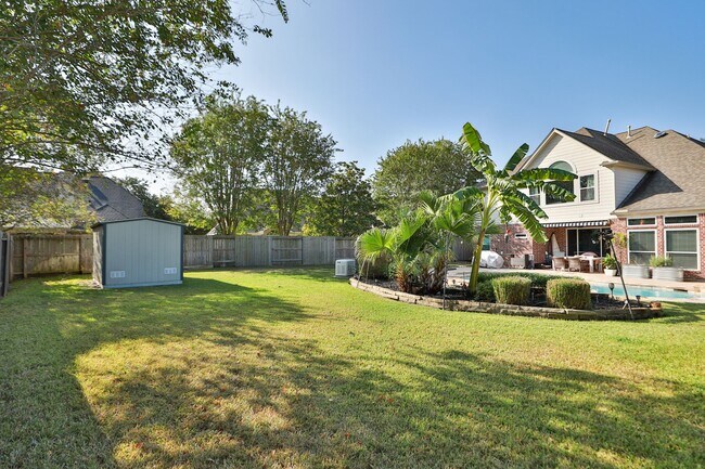 Building Photo - 8410 Brighton Lake Ln
