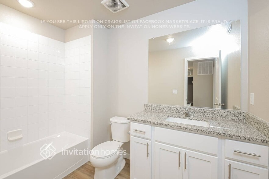 Building Photo - 7406 Green River Ave