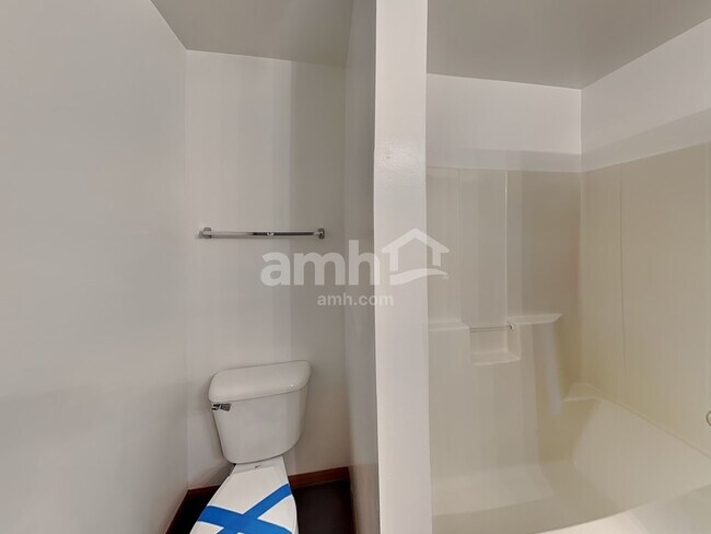 Building Photo - 6512 Fitzer Dr