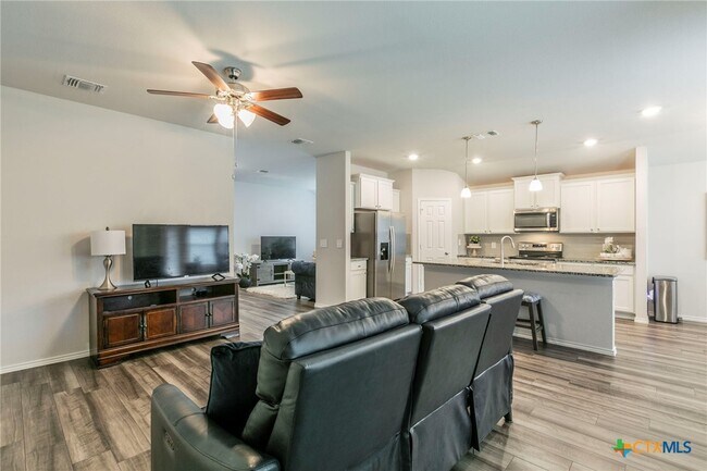 Building Photo - 3130 Wigeon Wy