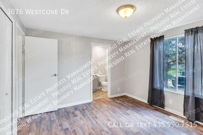 Building Photo - 3076 Westcove Dr