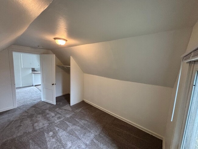 Building Photo - rlansing