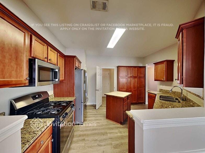 Building Photo - 166 Grenier Terrace NE