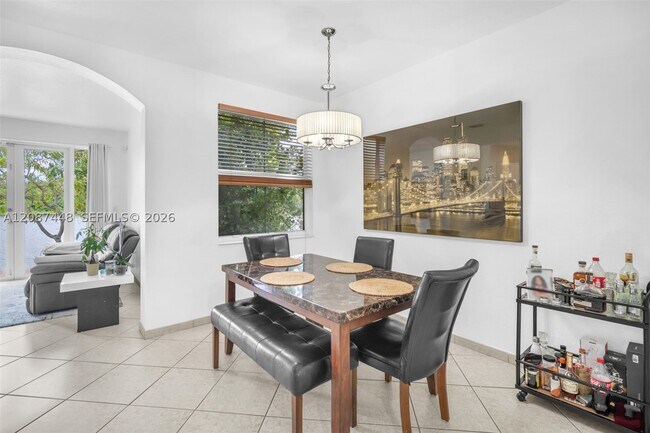 Building Photo - 16910 SW 39th St