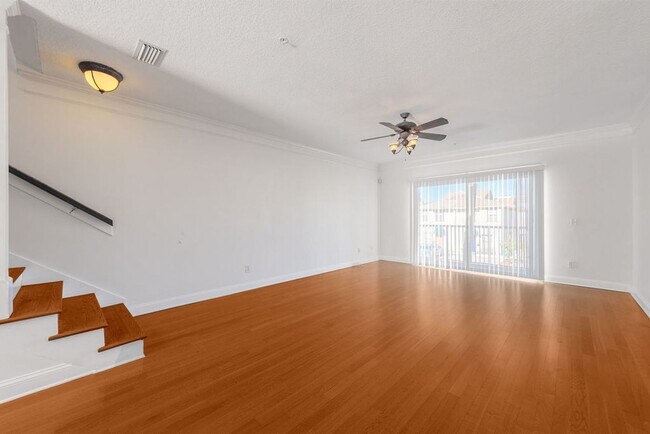Building Photo - 2114 Gail Ave