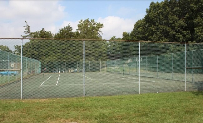 Building Photo - 25 Balance Rock Rd