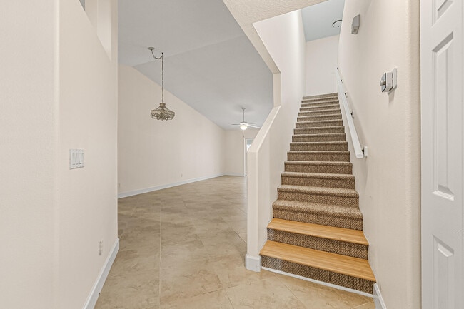 Building Photo - 277 Coastal Hill Dr