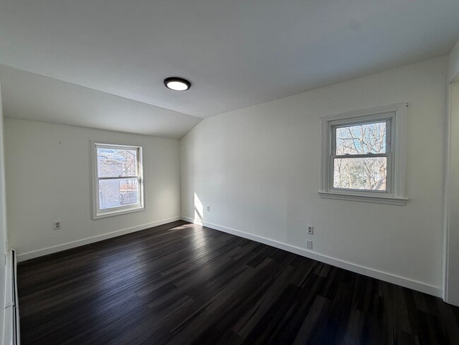 Building Photo - Charming 3-Bedroom Home Near Pontoosuc Lake