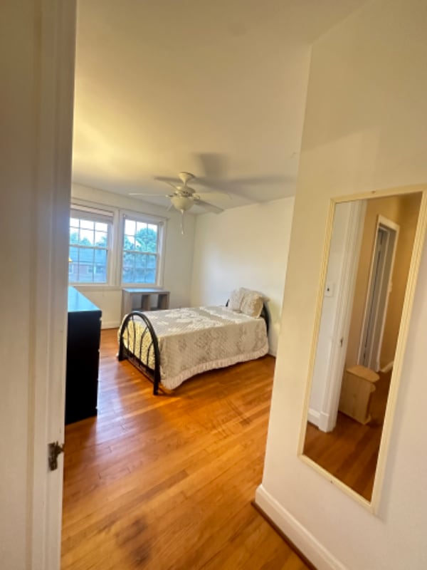 Building Photo - 309 Stratford Rd