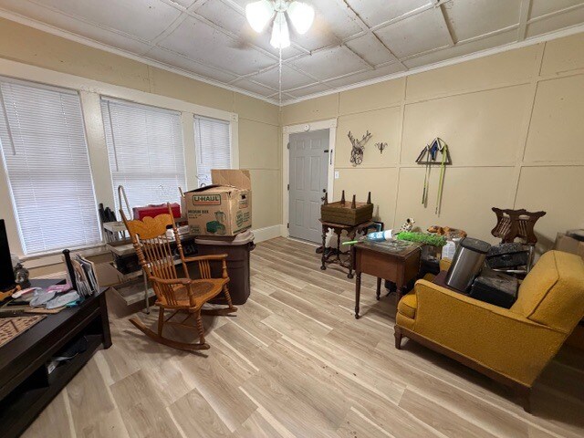 Building Photo - 409 N Cedar St