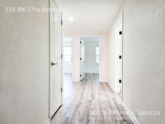 Building Photo - 518 NW 27th Ave