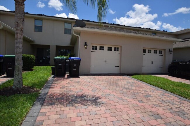 Building Photo - 16097 Pebble Blf Lp