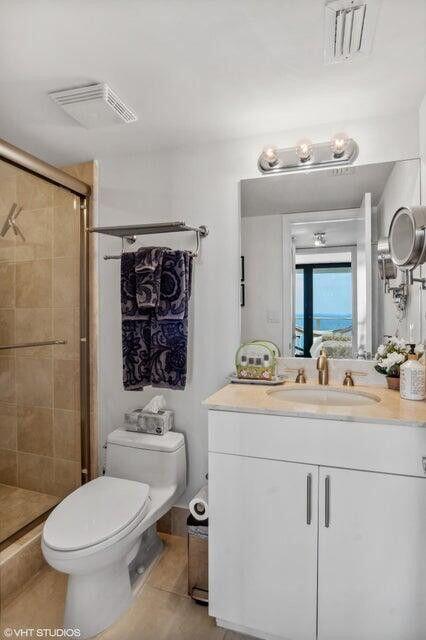 Building Photo - 3000 N Ocean Dr