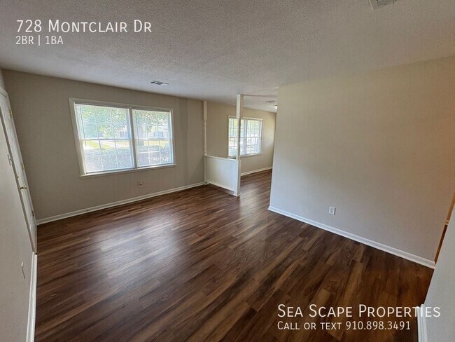 Building Photo - 728 Montclair Dr