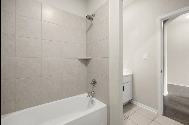 Building Photo - 2733 Arbor Edge Crossing